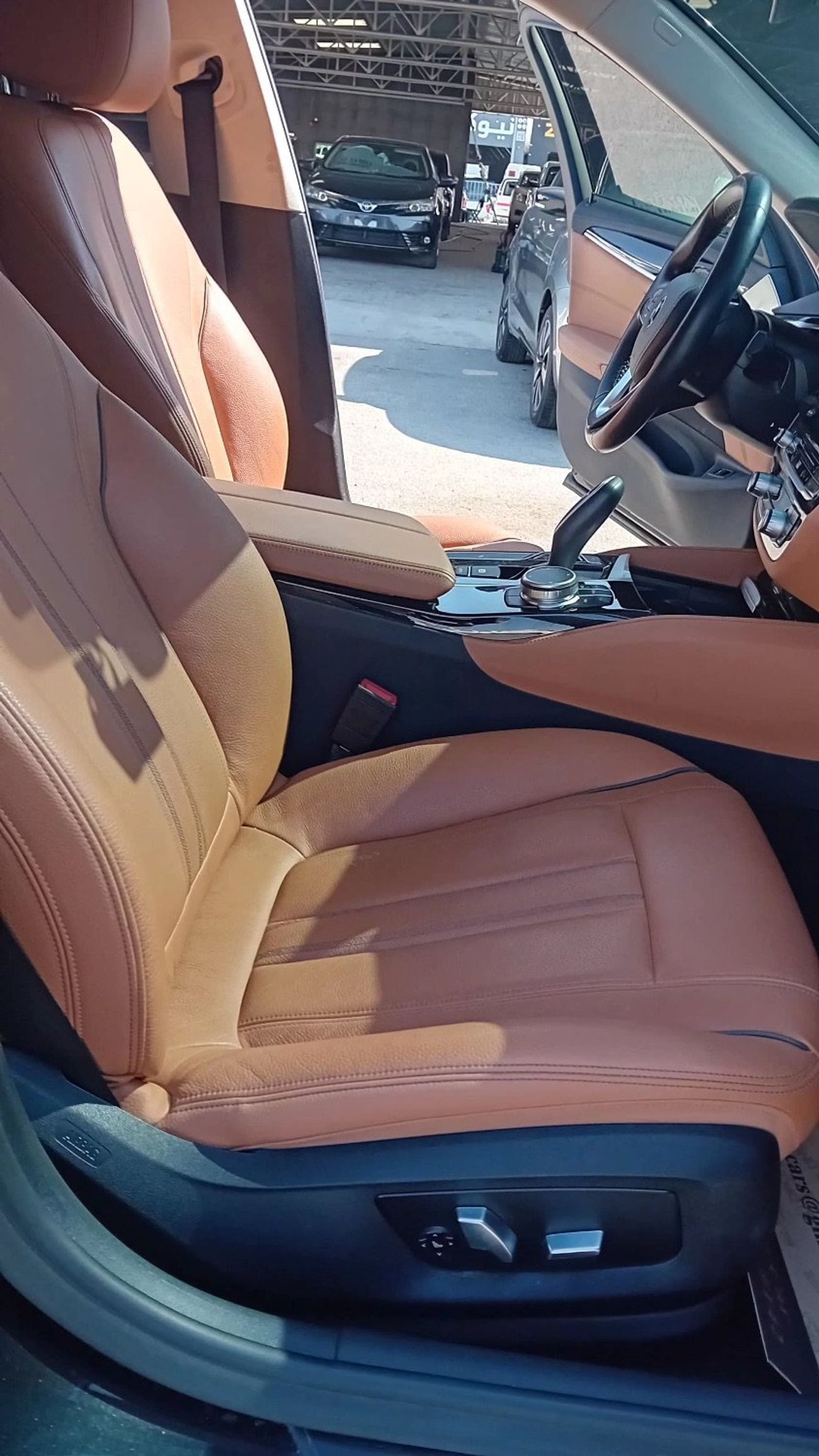 BMW 520i Std 2.0L