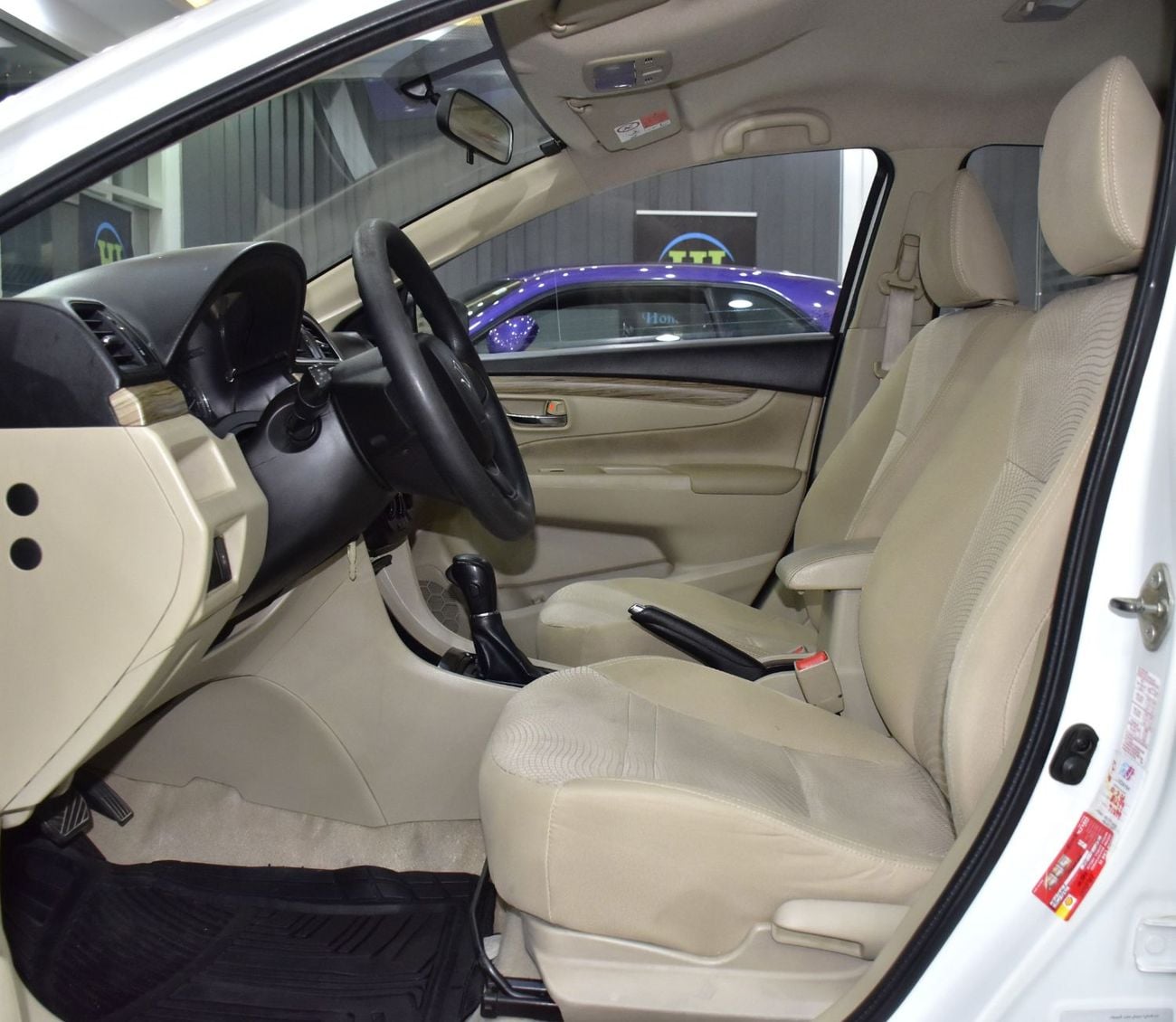 Suzuki Ciaz GL EXCELLENT DEAL for our Suzuki Ciaz ( 2023 Model ) in White Color GCC Specs