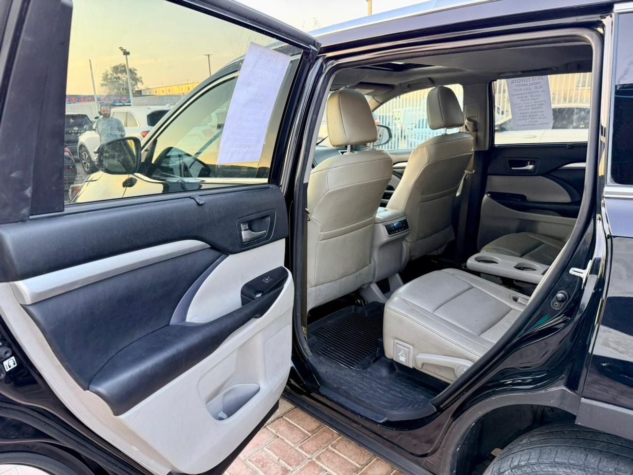 تويوتا هايلاندر 2018 TOYOTA HIGHLANDER XLE 4X4 AWD FULL OPTION  READY Black 5TDJZRFH6JS486422