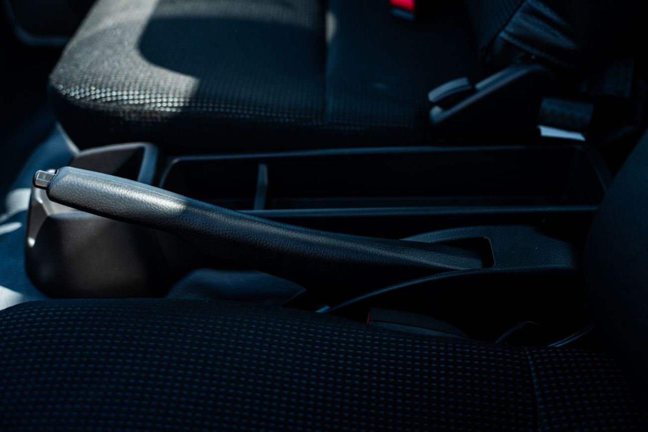 Mitsubishi Canter Van