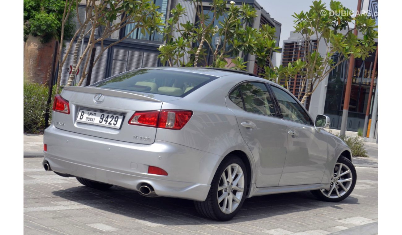 Lexus IS300 Fully Loaded in Excellent Condition