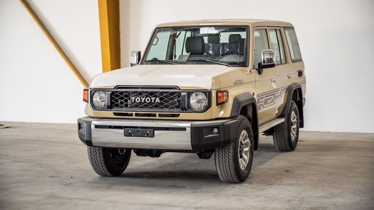 Toyota Land Cruiser 76 TOYOTA LANDCRUISER76 HARDTOP 2.8 MT LOW -2025YM