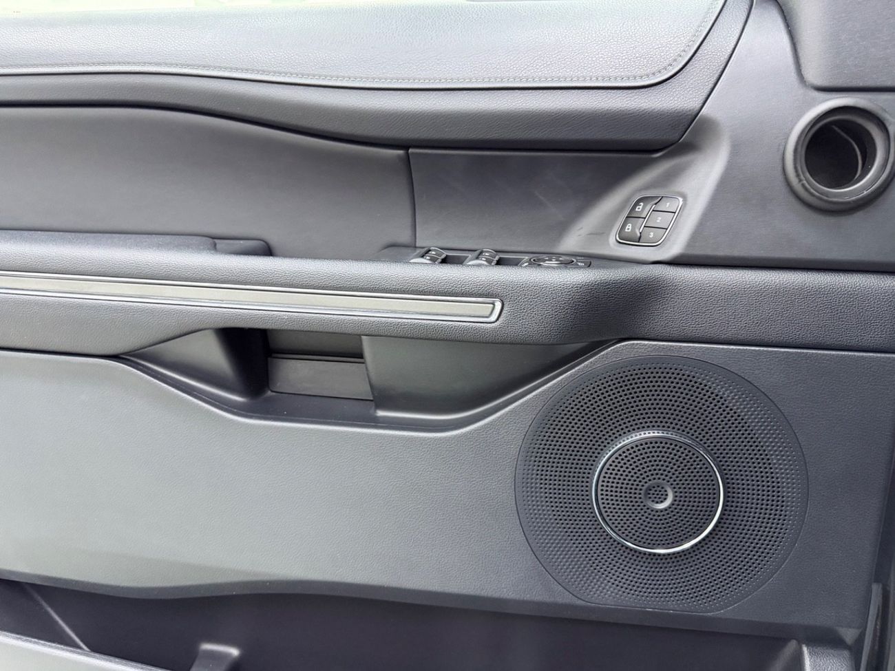 فورد إكسبيديشن XLT-EL 3.5L 4WD