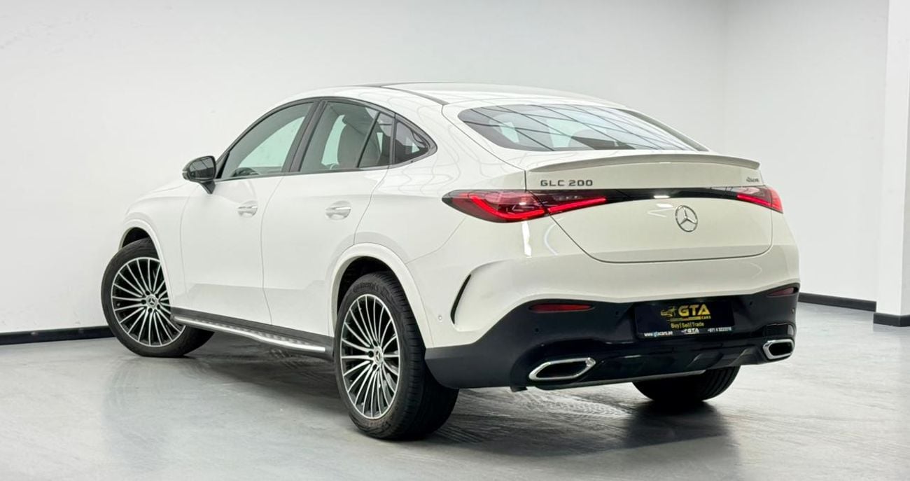 مرسيدس بنز GLC 200 2025 Mercedes Benz GLC200 AMG 4MATIC Coupe, 2029 MB Warranty + Service Pack, Very Low Km, GCC