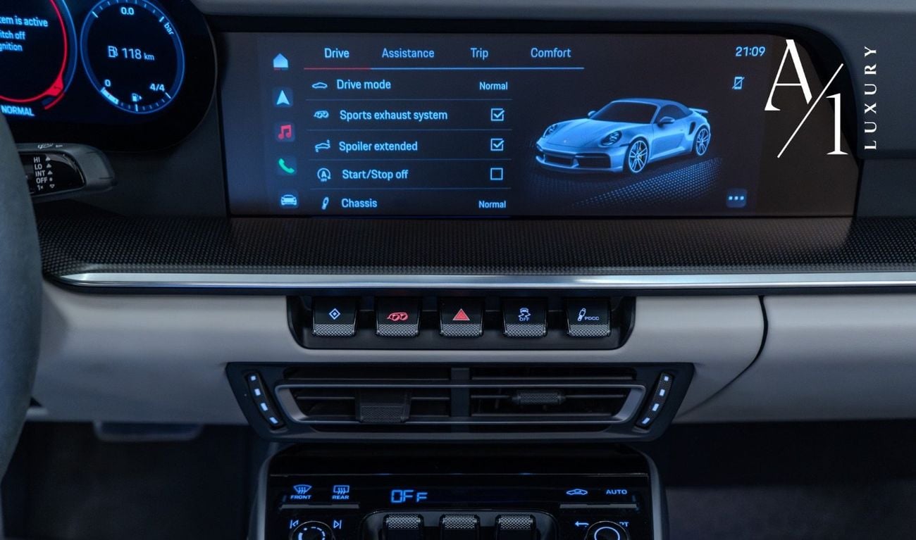 بورش 911 Turbo S 3.8L (645 HP) Convertible