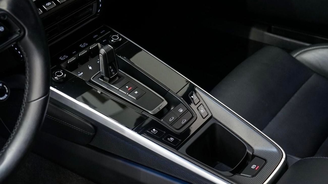 بورش 911 Turbo S 3.8L (640 HP) Coupe