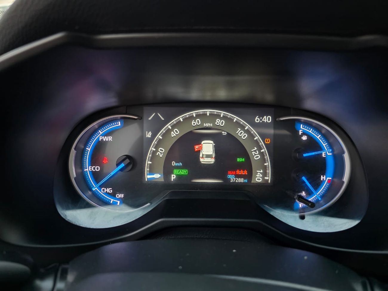 Toyota RAV4 2020 XSE hybrid Sunroof , 4x4 , Push button and original leather