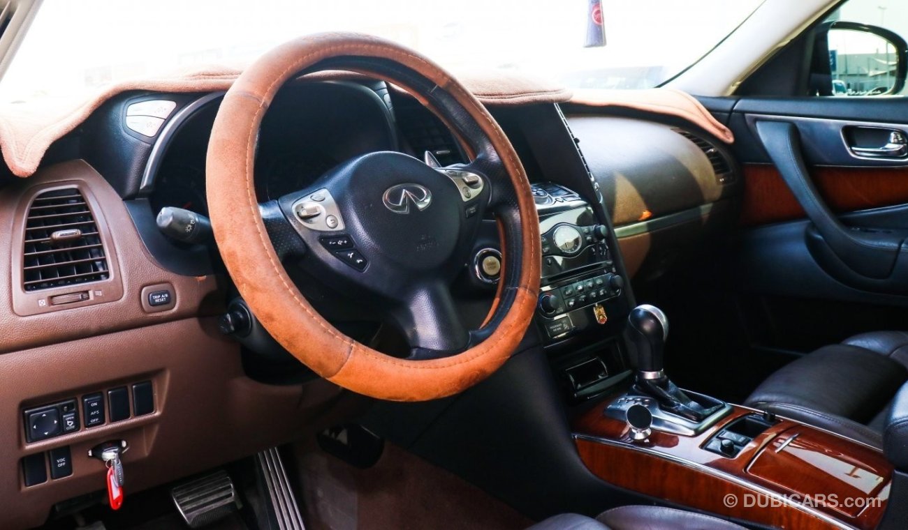 Infiniti FX50 S