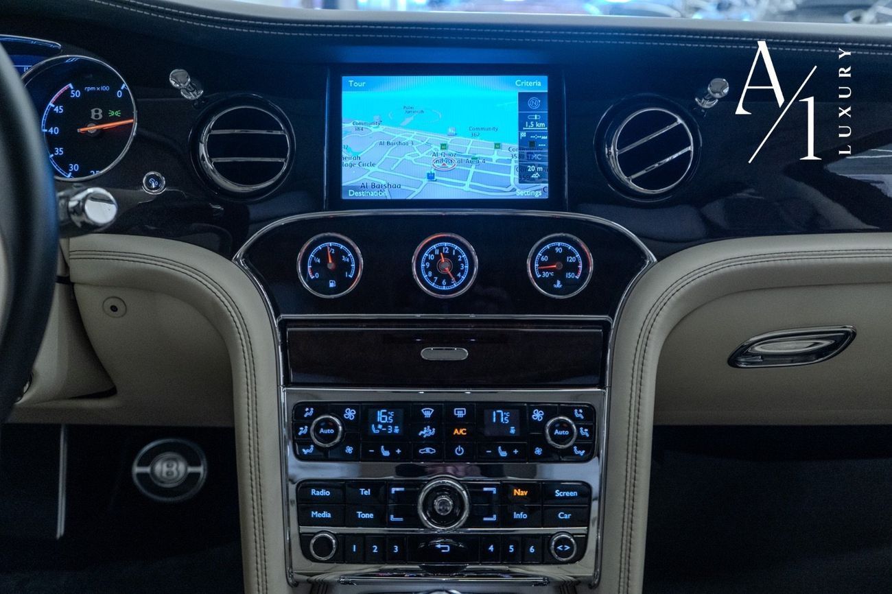بنتلي مولسان 2016 Bentley Mulsanne, Service History, Low Kms, 1 Owner, 2 Keys, GCC Spec