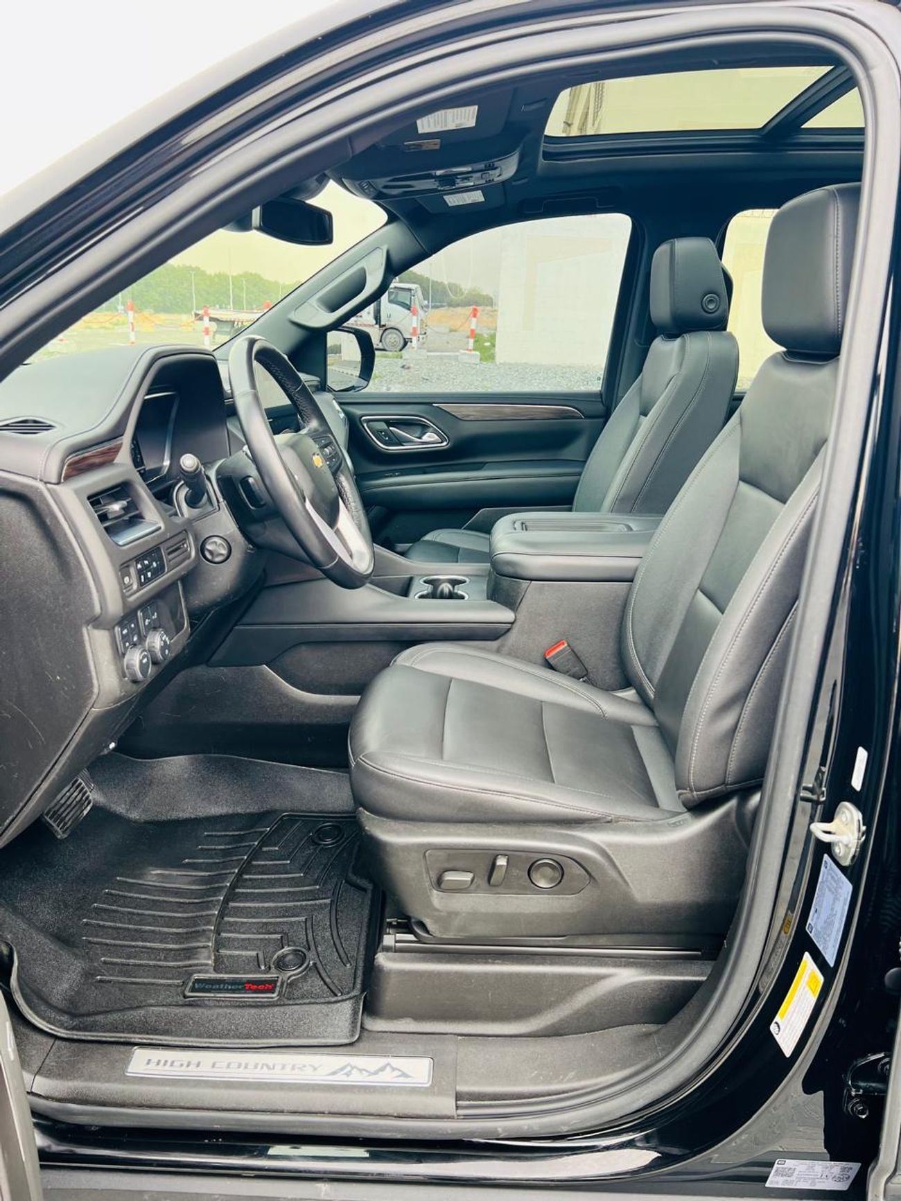 Chevrolet Suburban LT 5.3L 4WD