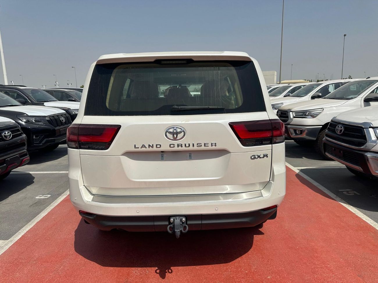 Toyota Land Cruiser TOYOTA LANDCRUISER 4.0 GXR WHITE 2023