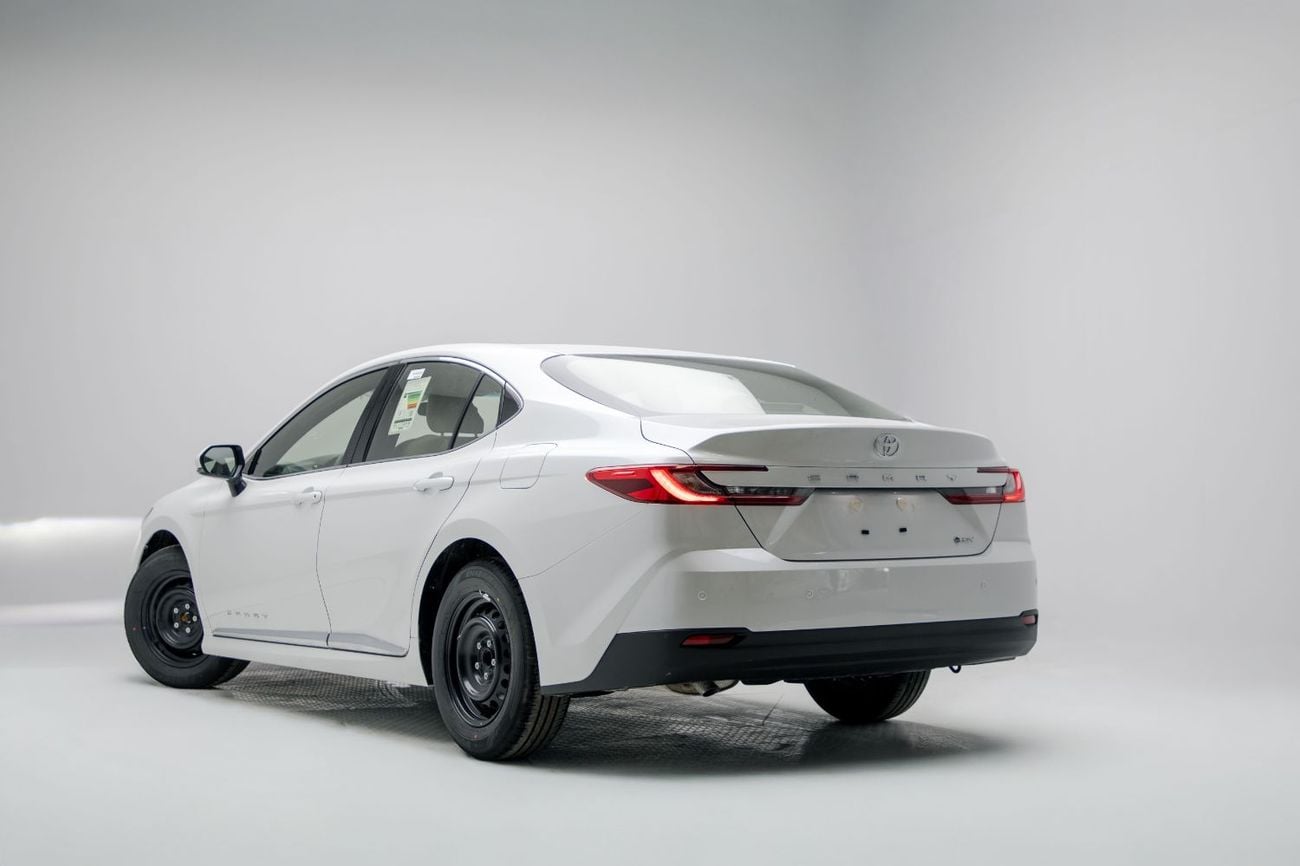 Toyota Camry LE 2.5L - Platinum White Pearl Inside Beige | Export Only