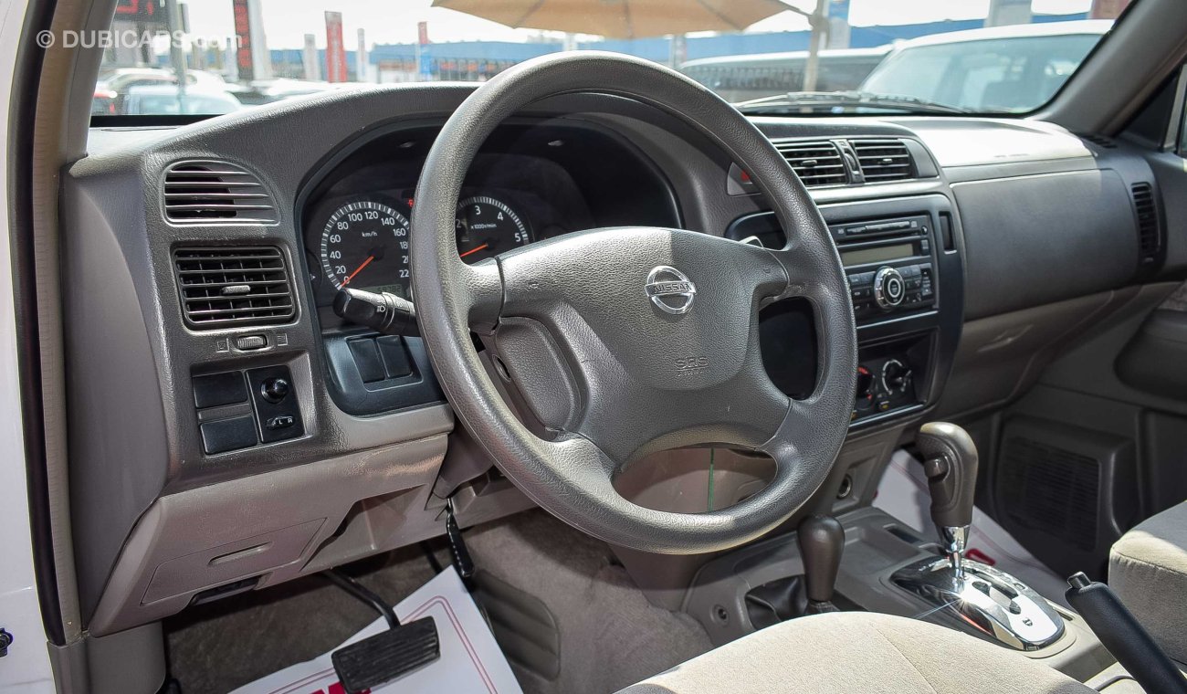 Nissan Patrol Pickup SGL 4X4