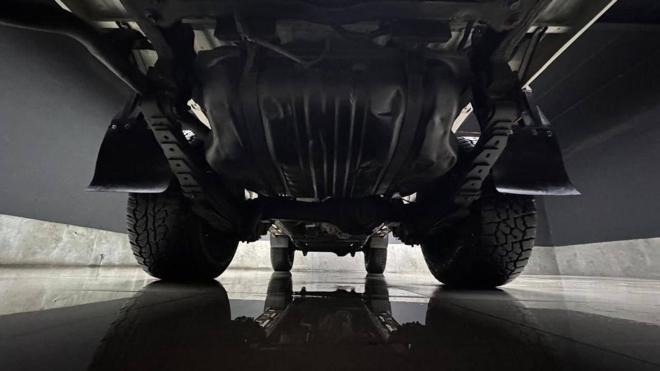 Toyota Land Cruiser Pick Up LC79 LX WINCH WIDE TYRES Toyota Land Cruiser pickup 2014 single cabin
