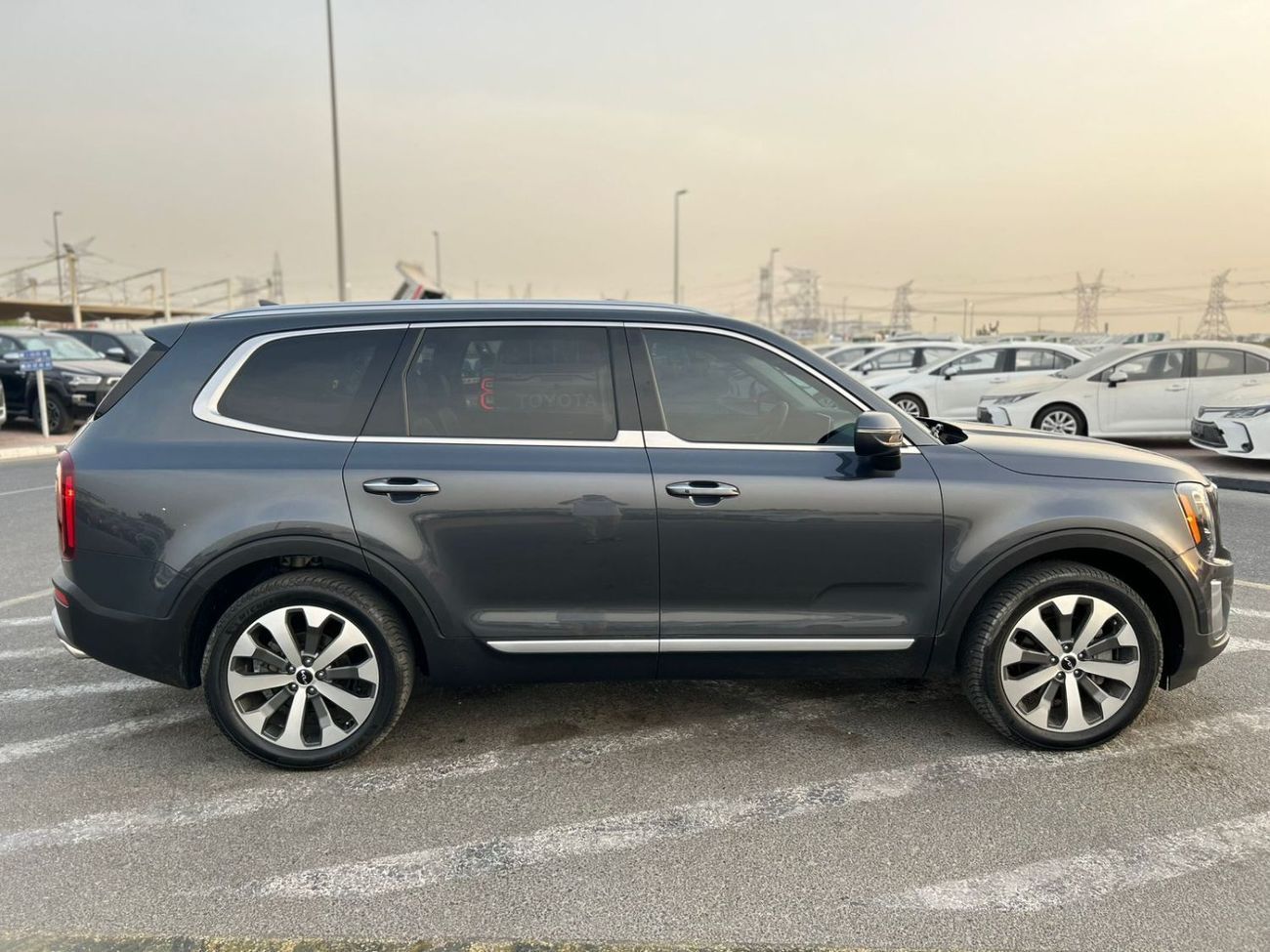 كيا تيلورايد 