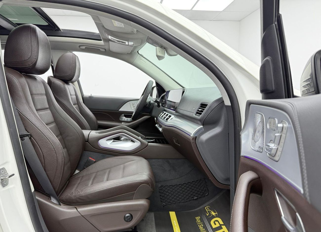 Mercedes-Benz GLE 450 4MATIC 2020 Mercedes Benz GLE450 AMG 4MATIC, Warranty, Full Service History, Fully Loaded, GCC