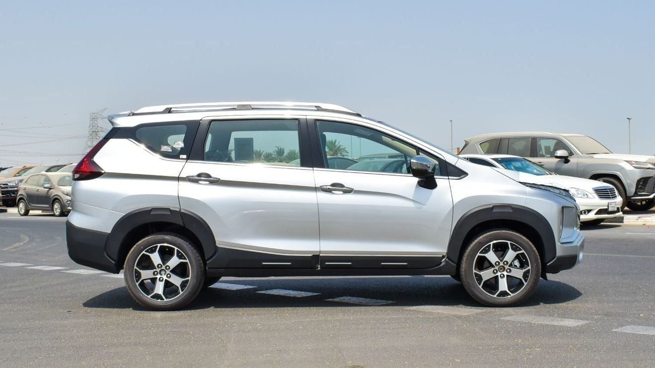 Mitsubishi Xpander Cross Brand New Mitsubishi XpanderCross 2025 1.5L A/T FWD|Petrol|Silver/Black |XPANDER-CR-25| FOR EXPORT O