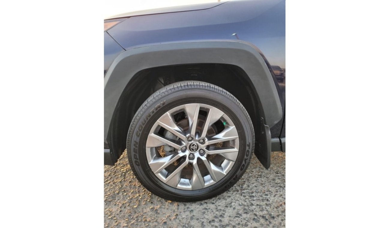 تويوتا راف ٤ TOYOTA RAV4 FULL OPTION XLE 2021 65000 AED