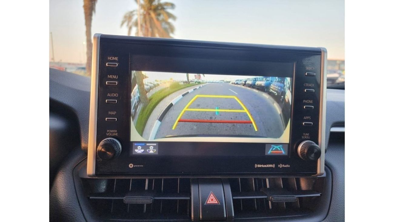 Toyota RAV4 XLE TOYOTA RAV4 SE FULL OPTION HYBRID