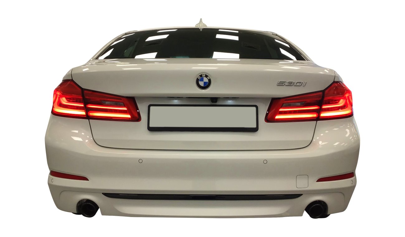 بي أم دبليو 530 i Luxury 2.0L S-Line 2020 Model with GCC Specs