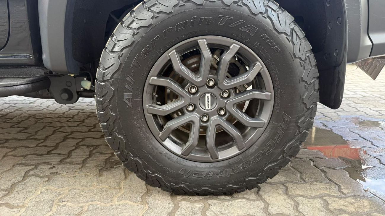 Ford Ranger Raptor RHD 3.0L Petrol 4WD 360° Camera V6 Cylinders Automatic Gear 5 Leather Seats Front two Electric Seats