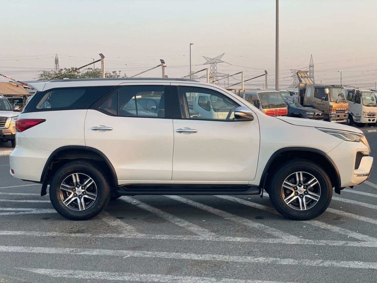 Toyota Fortuner 2022 Toyota Fortuner EXR+ 2.7L V4 - AWD 4x4 - 7 Leather Seats - Rear Cam With Sensor -