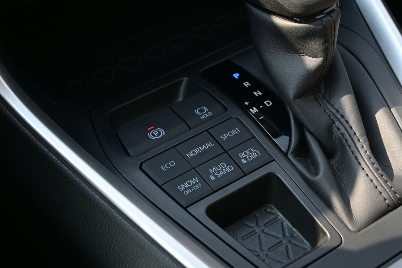 Toyota RAV4 Toyota Rav4 XLE 2.0L CVT Petrol AWD Model 2025