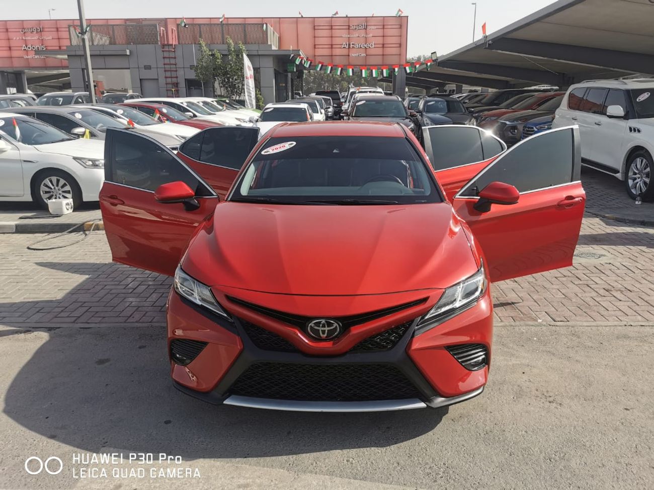 Toyota Camry SE 2.5L (181 HP) Excellent condition & luxury feel