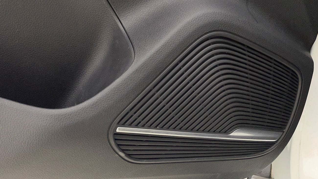 MG RX8 Luxury 2.0L 2022 LUXURY | AED 987/Month | 0 DP | 30 Day Return | Warranty | Service History