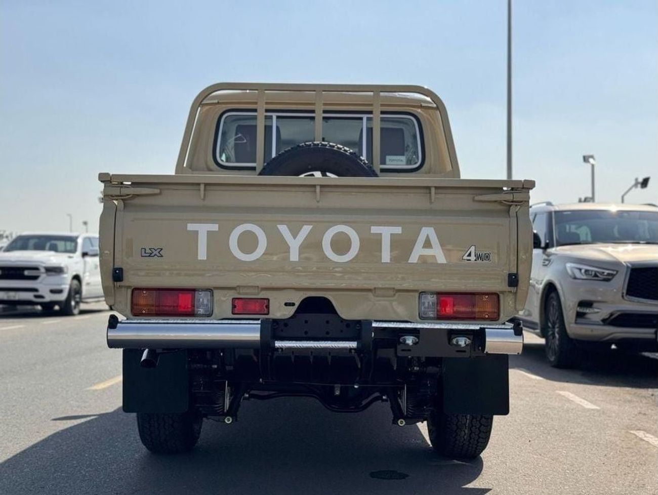 Toyota Land Cruiser Pick Up 79 DC 2.8L TURBODIESEL AUTOMATIC TRANSMISSION