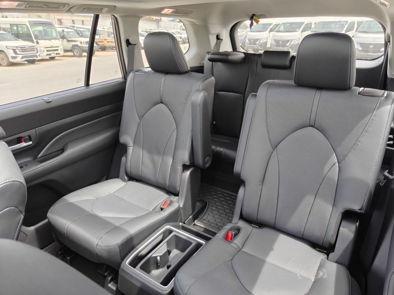 تويوتا جراند هايلاندر 2026 TOYOTA GRAND HIGHLANDER LIMITED PETROL CANADIAN SPEC