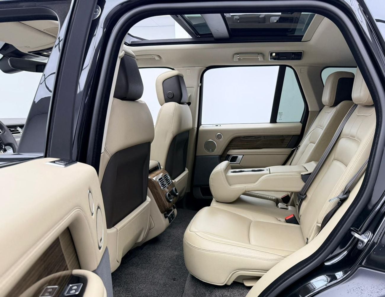 Land Rover Range Rover VOGUE SE VOGUE 2022 Range Rover Vogue V6, 2027 RR Warranty, Full RR Service History, Fully Loaded, G