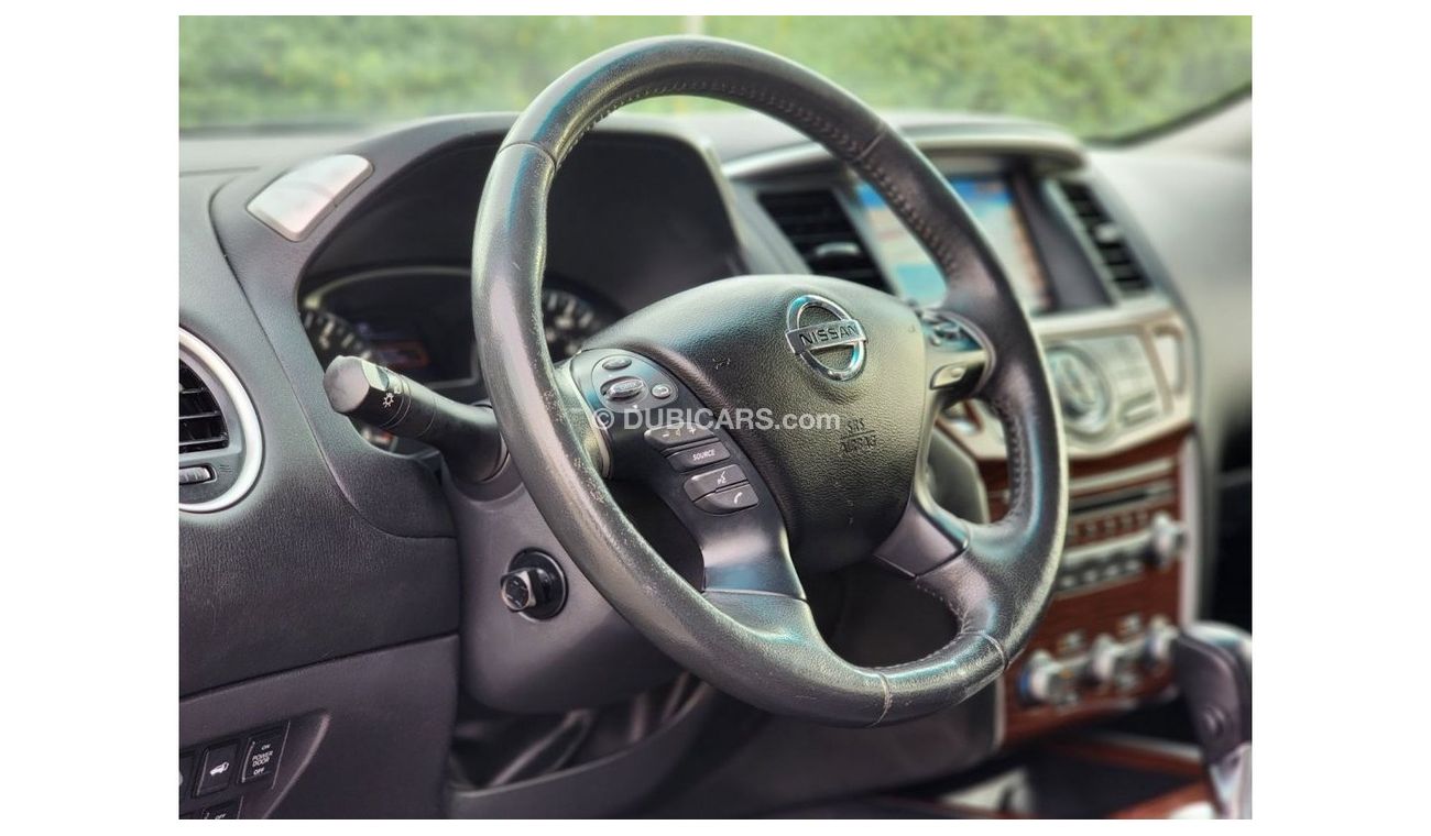 نيسان باثفايندر full options