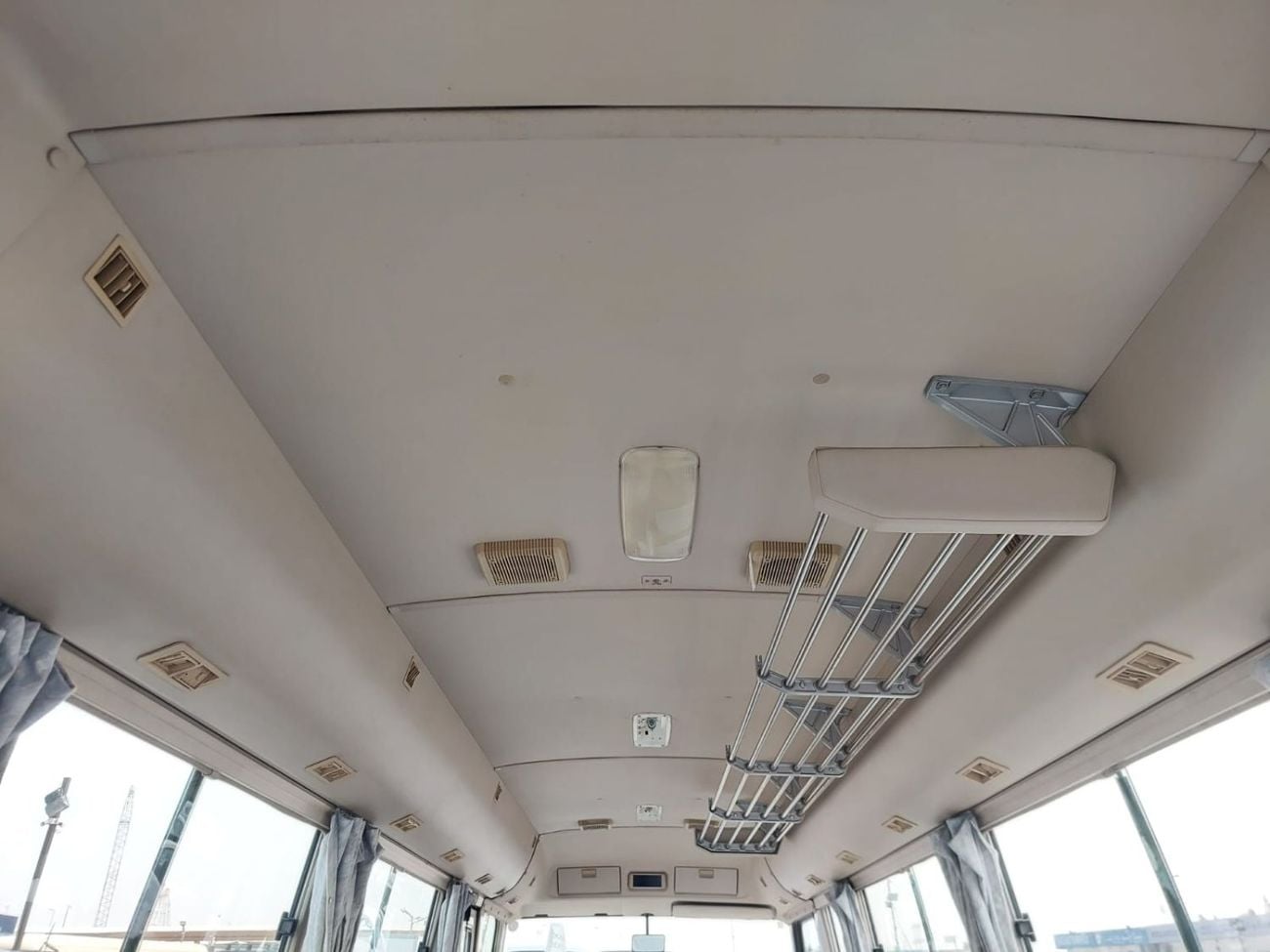 ميتسوبيشي روزا (RAMADAN OFFER) MITSUBISHI ROSA BUS RHD 1998 MODEL 5.2 L DIESEL MANUAL(PM00446)