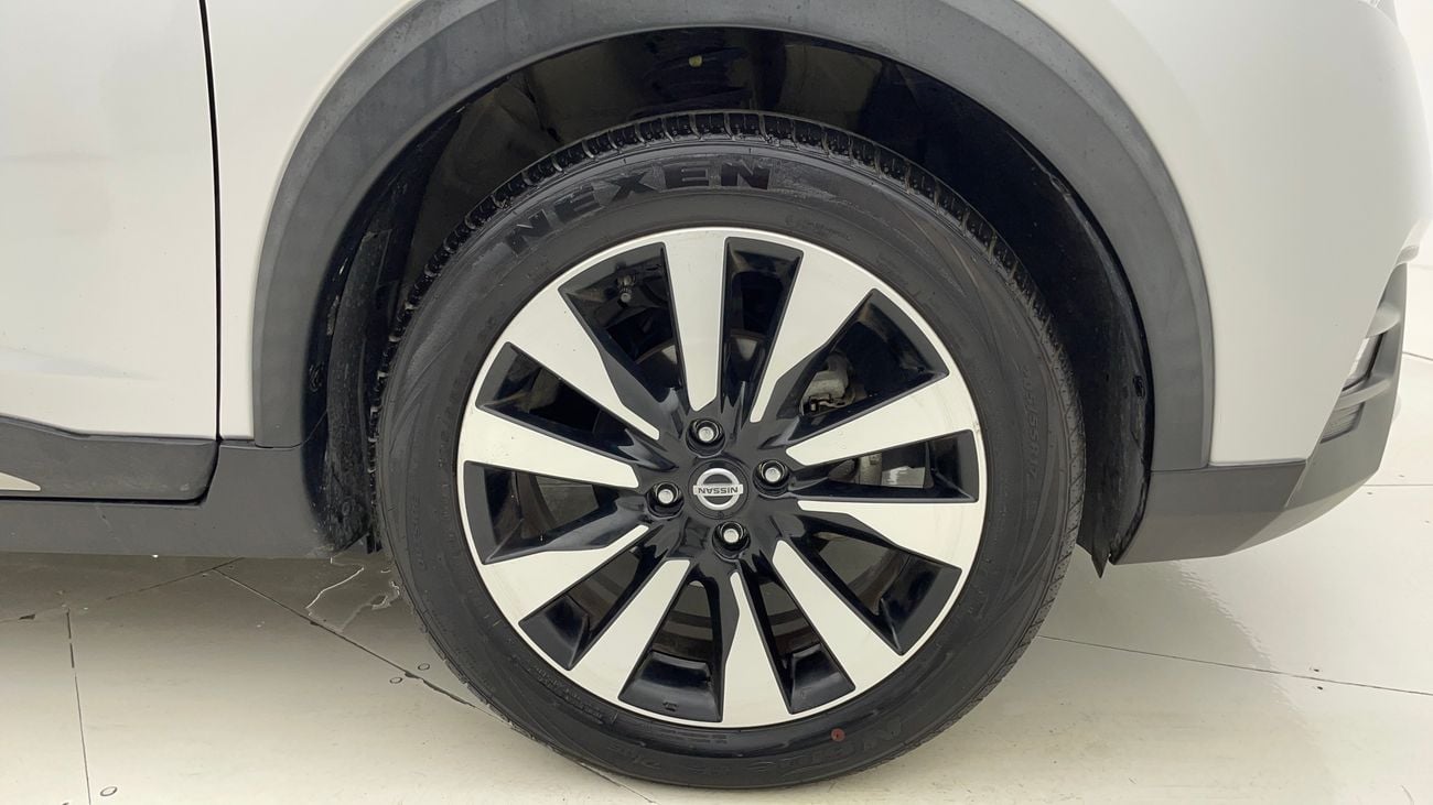 Nissan Kicks SV NAVIGATION 1.6 | Zero Down Payment | Home Test Drive