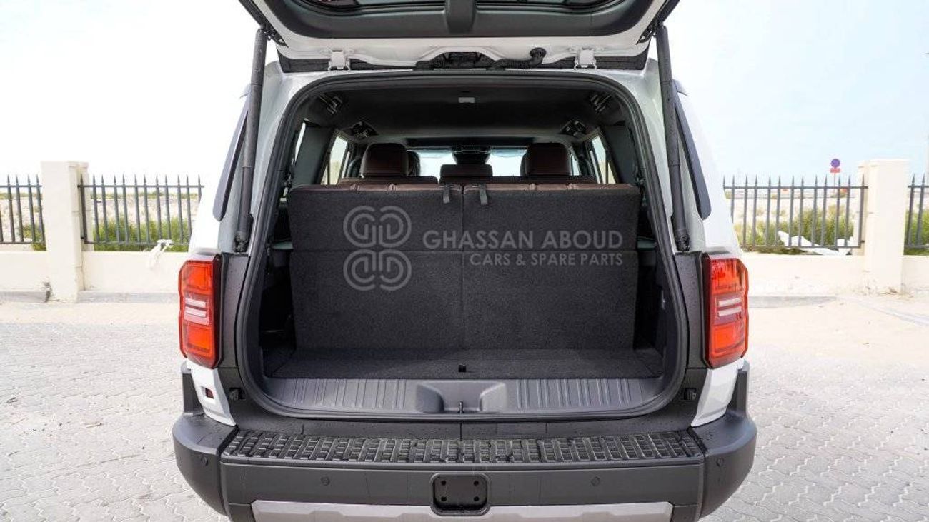 تويوتا برادو Adventure Mono Tone 2.4T