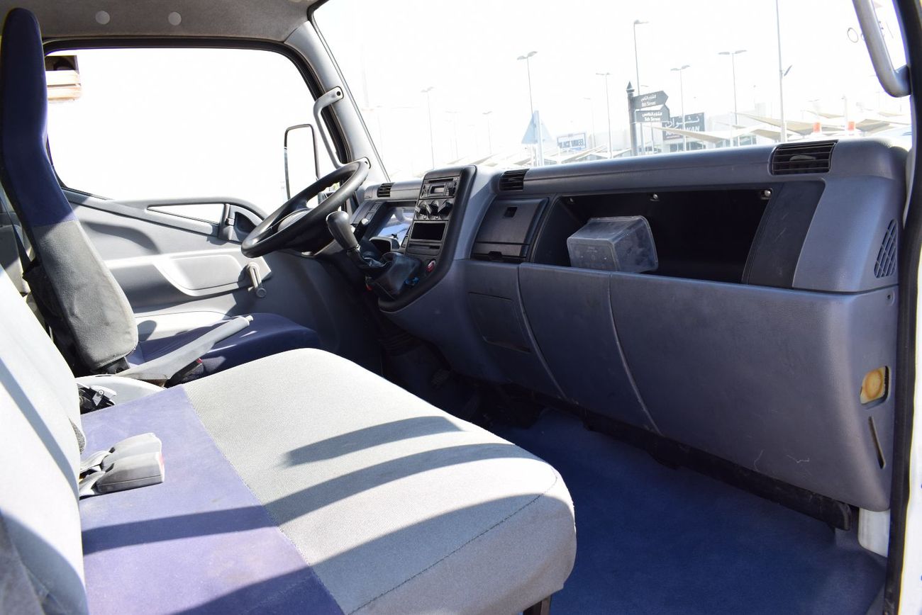 ميتسوبيشي فوسو كانتير Mitsubishi Canter HD pick up, model:2017. Excellent condition