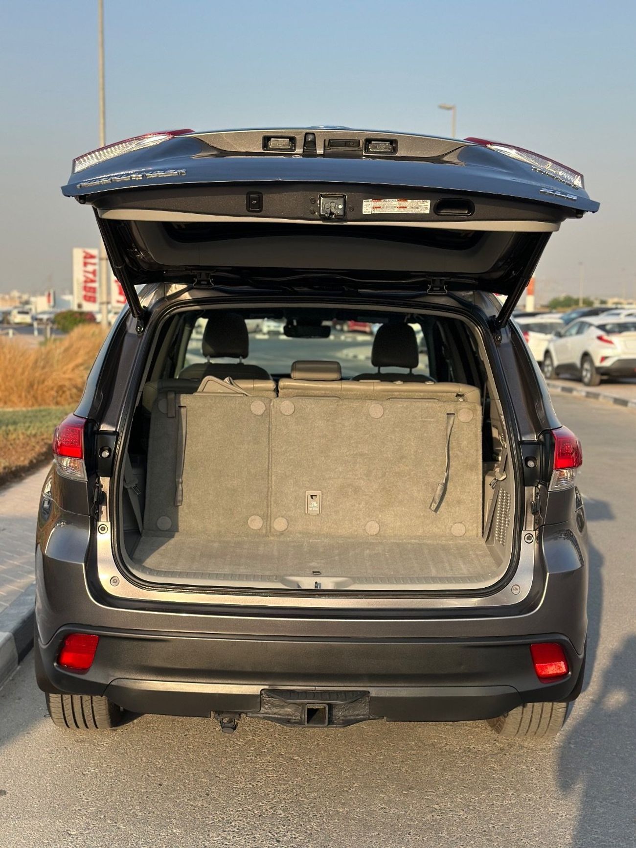 Toyota Highlander XLE Hybrid Full Option 2018