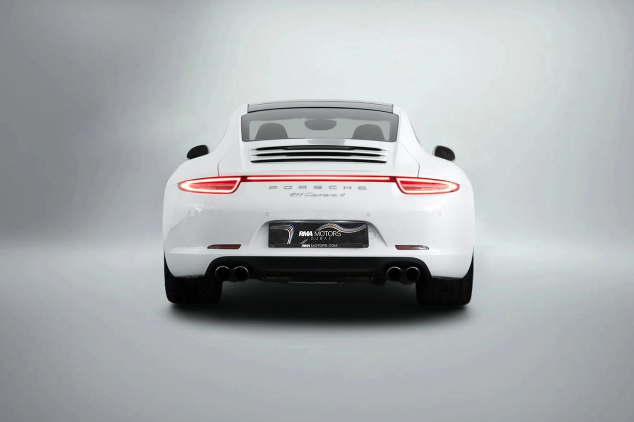 Porsche 911 Carrera 4 3.4L Coupe