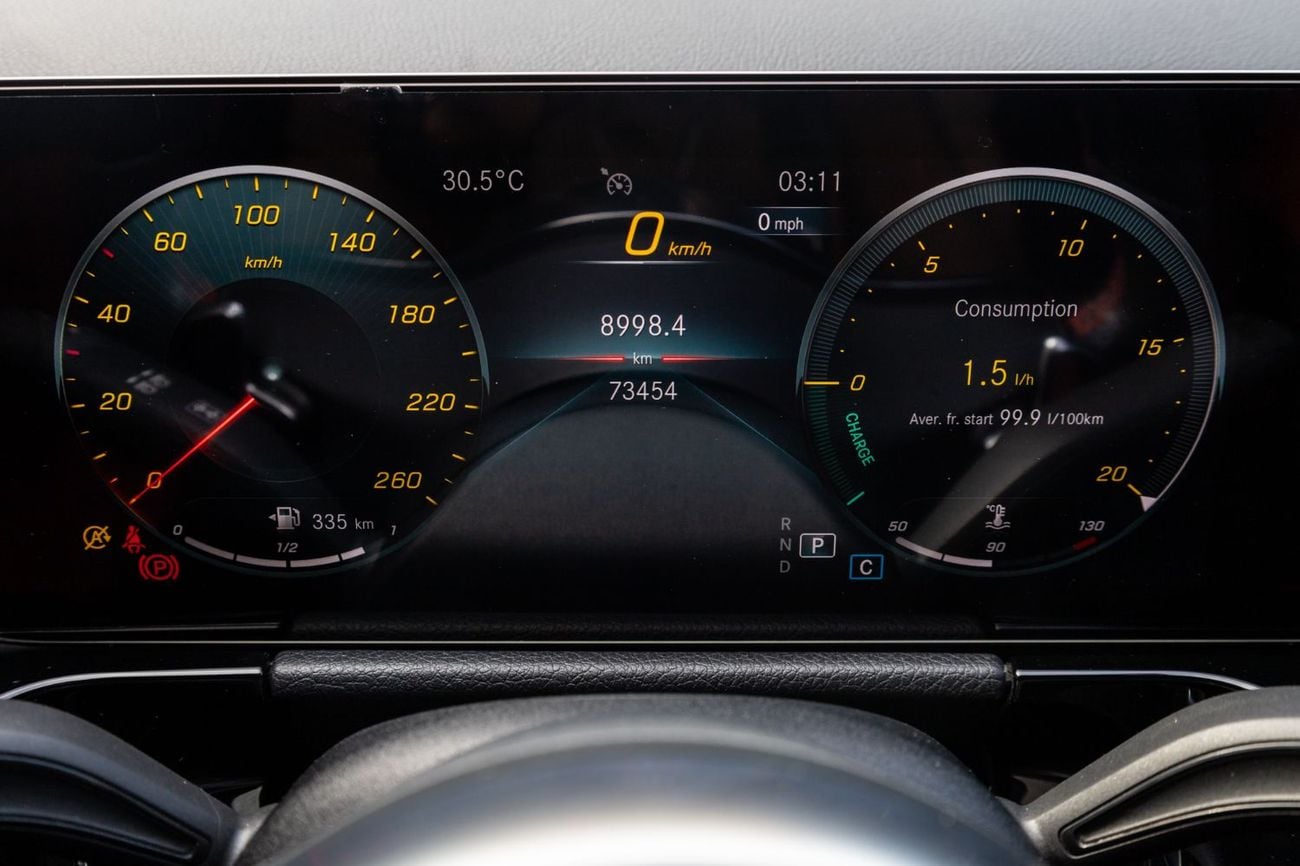 مرسيدس بنز GLA 200 Premium 1.4L