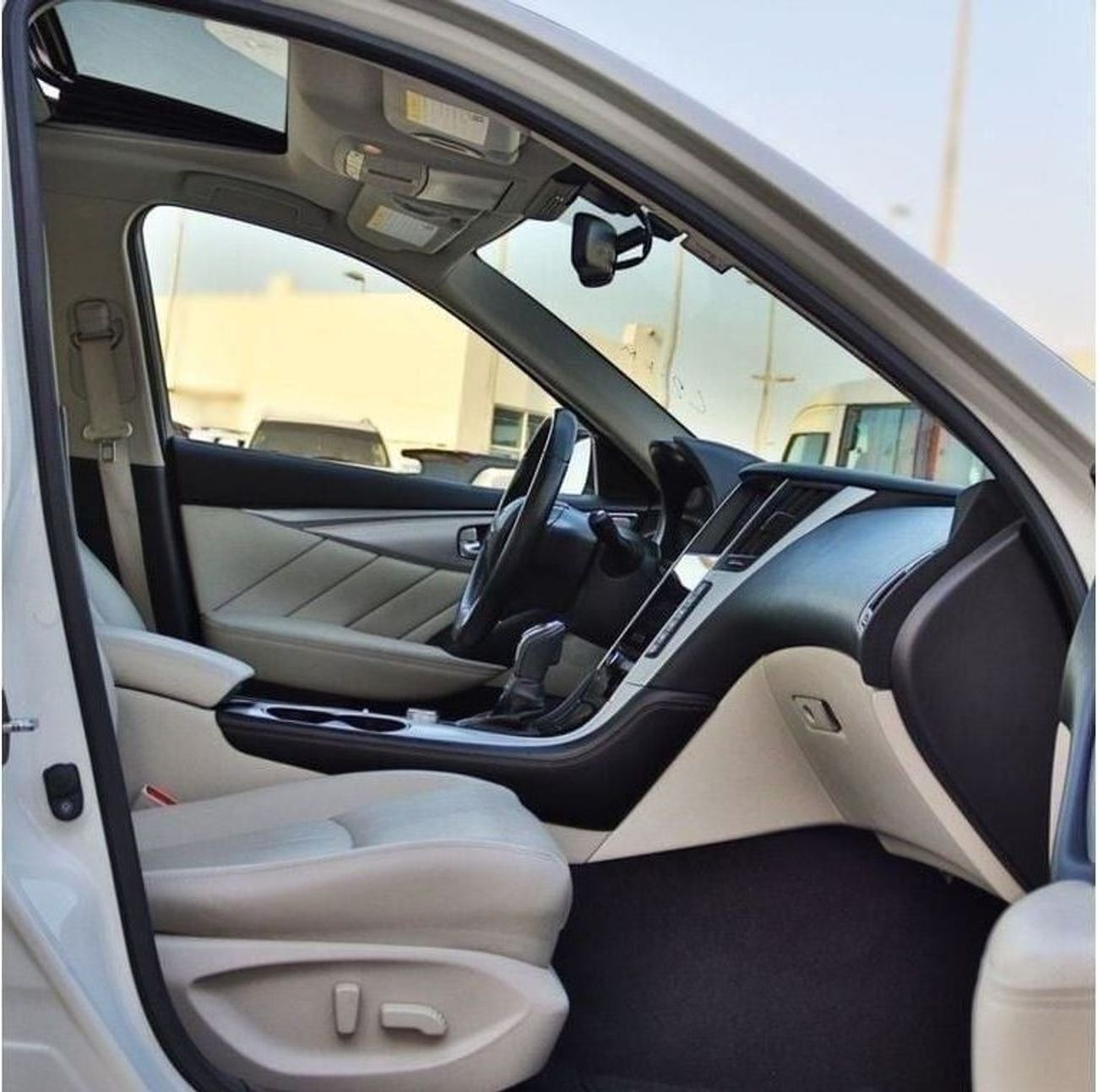 إنفينيتي Q50 إنفينيتي Q50 سبورت (V37) 2021، سيدان بأربعة أبواب، 3 لتر 6 أسطوانات بنزين، أوتوماتيكية، دفع خلفي