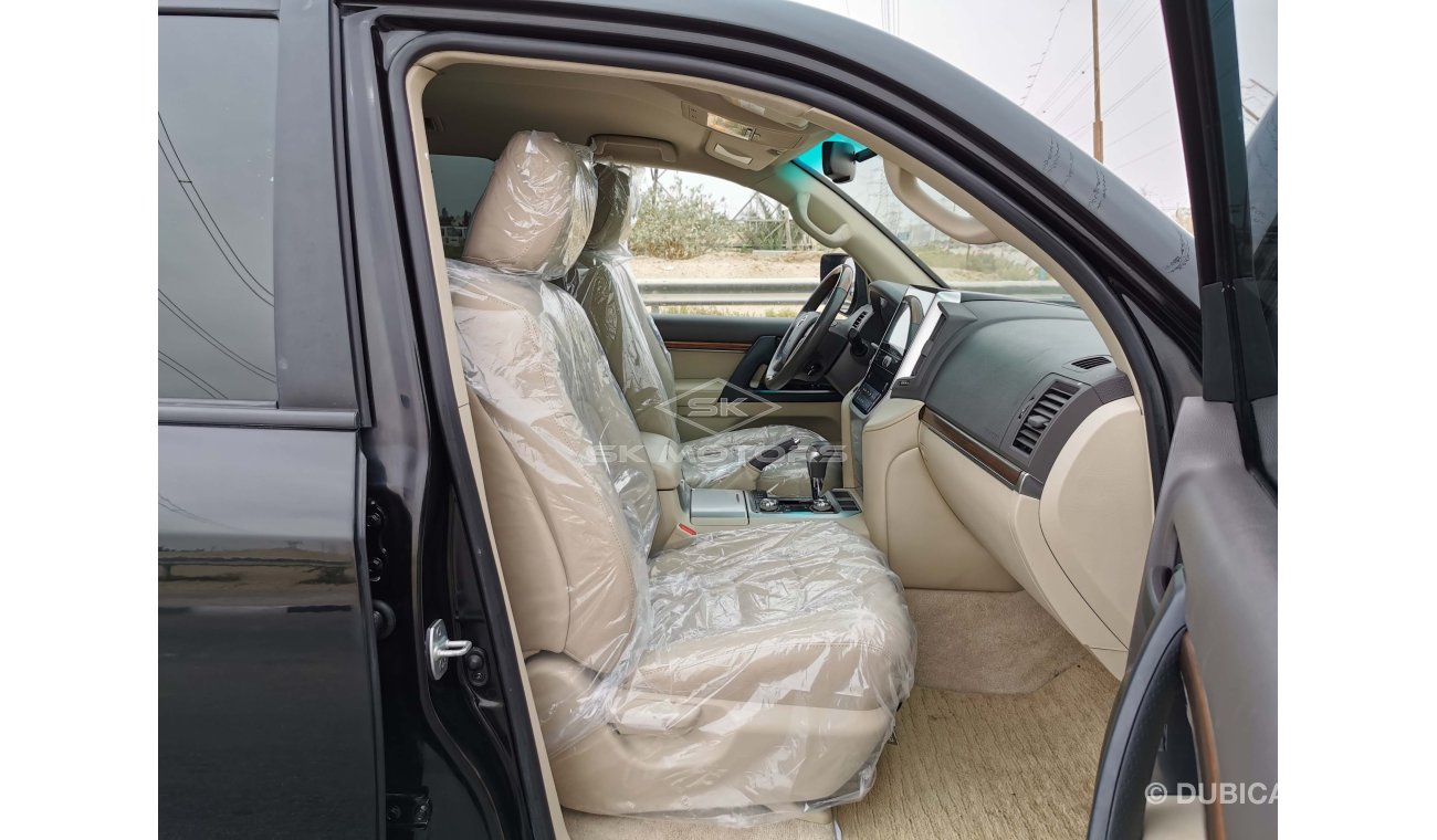 Toyota Land Cruiser 4.0L Petrol, Driver Power Seat, DVD Camera, Rear A/C (LOT # 4133)