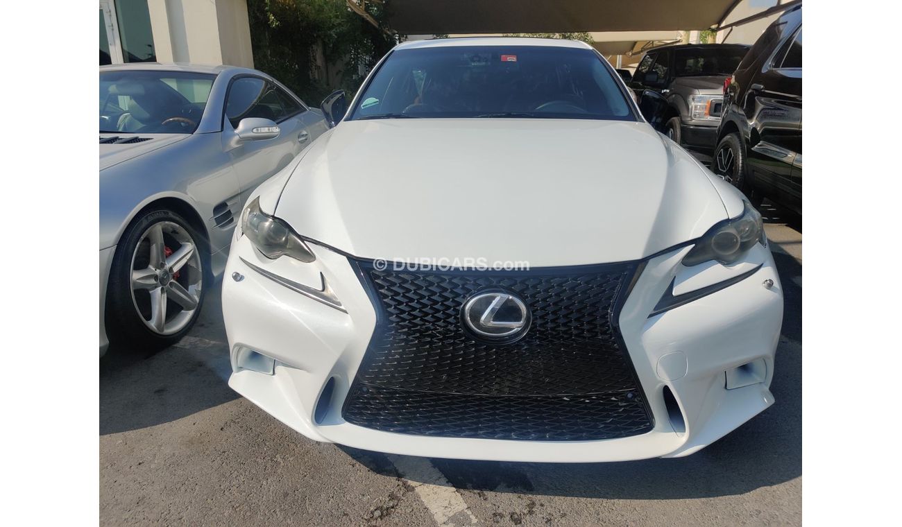 Lexus IS350 F sport GCC specs full options