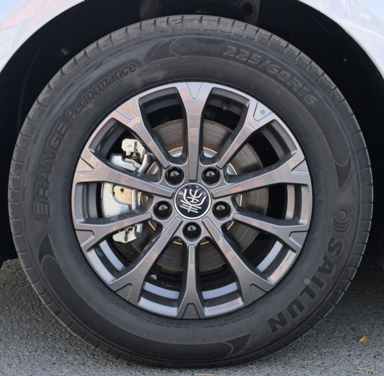 BYD Qin L DM-i DM-i (Plug In Hybrid) EV range 80km with Smart Drive Brand New Car 2025