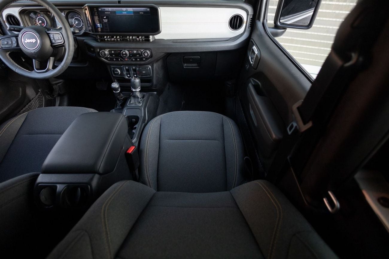 Jeep Wrangler Jeep Wrangler Sport (LOW MILEAGE) 2025 GCC | Agency Warranty | Service Contract