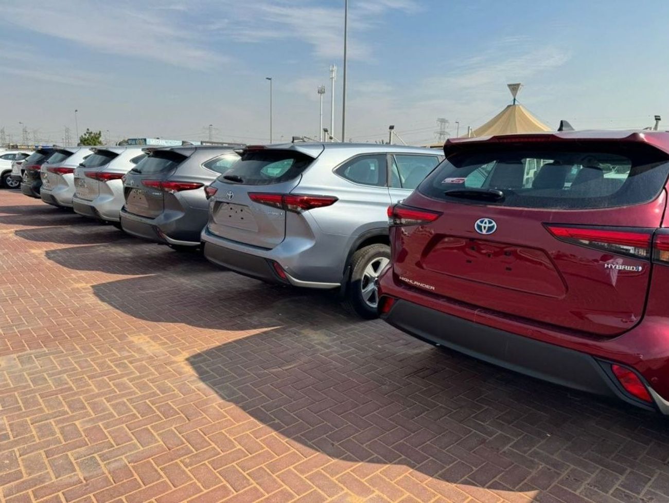 Toyota Highlander 2.5L HYBRID AUTOMATIC ZERO KM