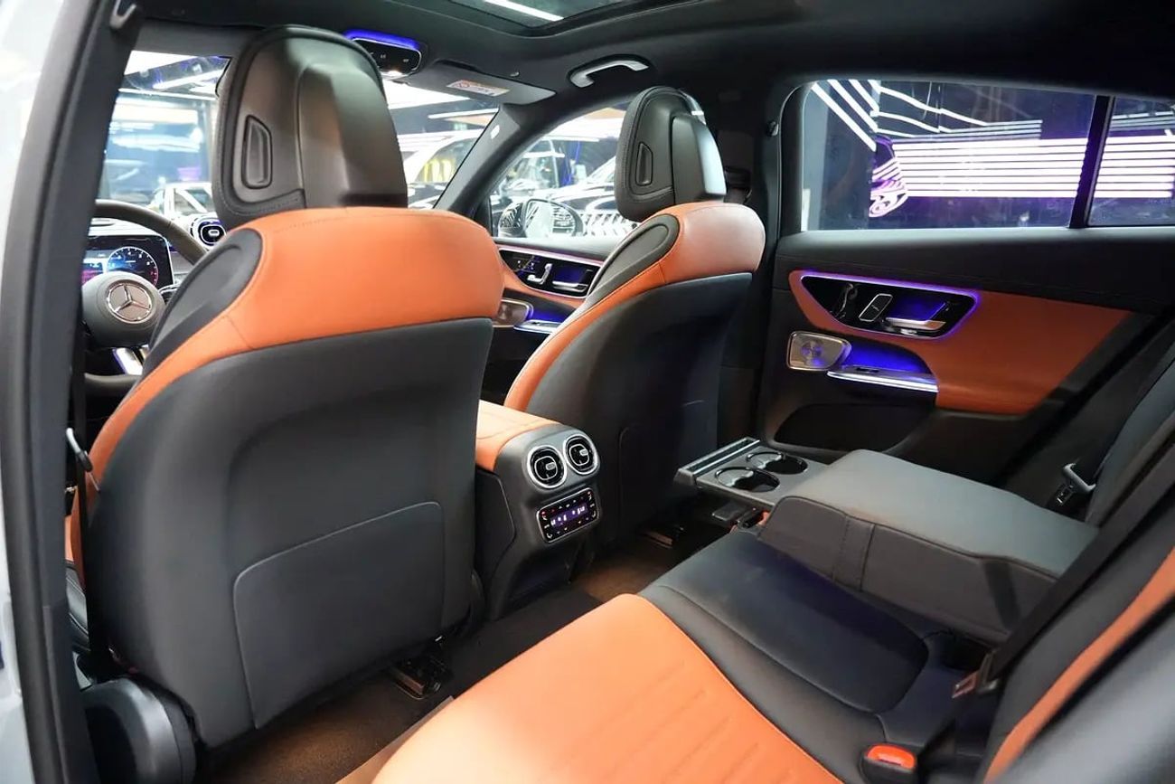 مرسيدس بنز GLC كوبيه 200 GLC 200 Coupe | GCC km | Agency Warranty | Premium Plus