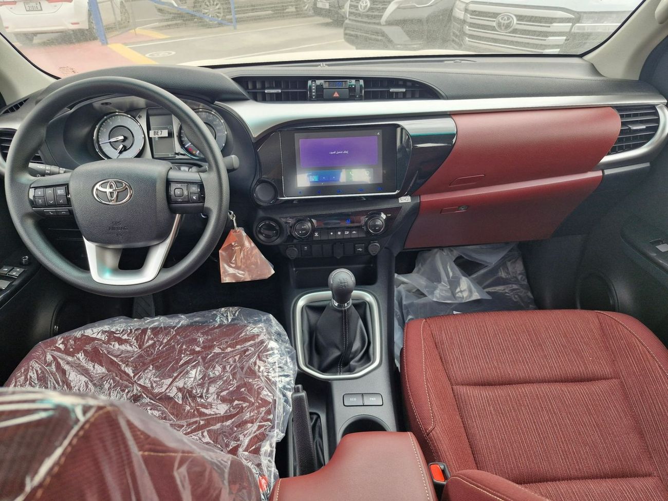 تويوتا هيلوكس GLX 2.7L Double Cab Utility 4WD M/T