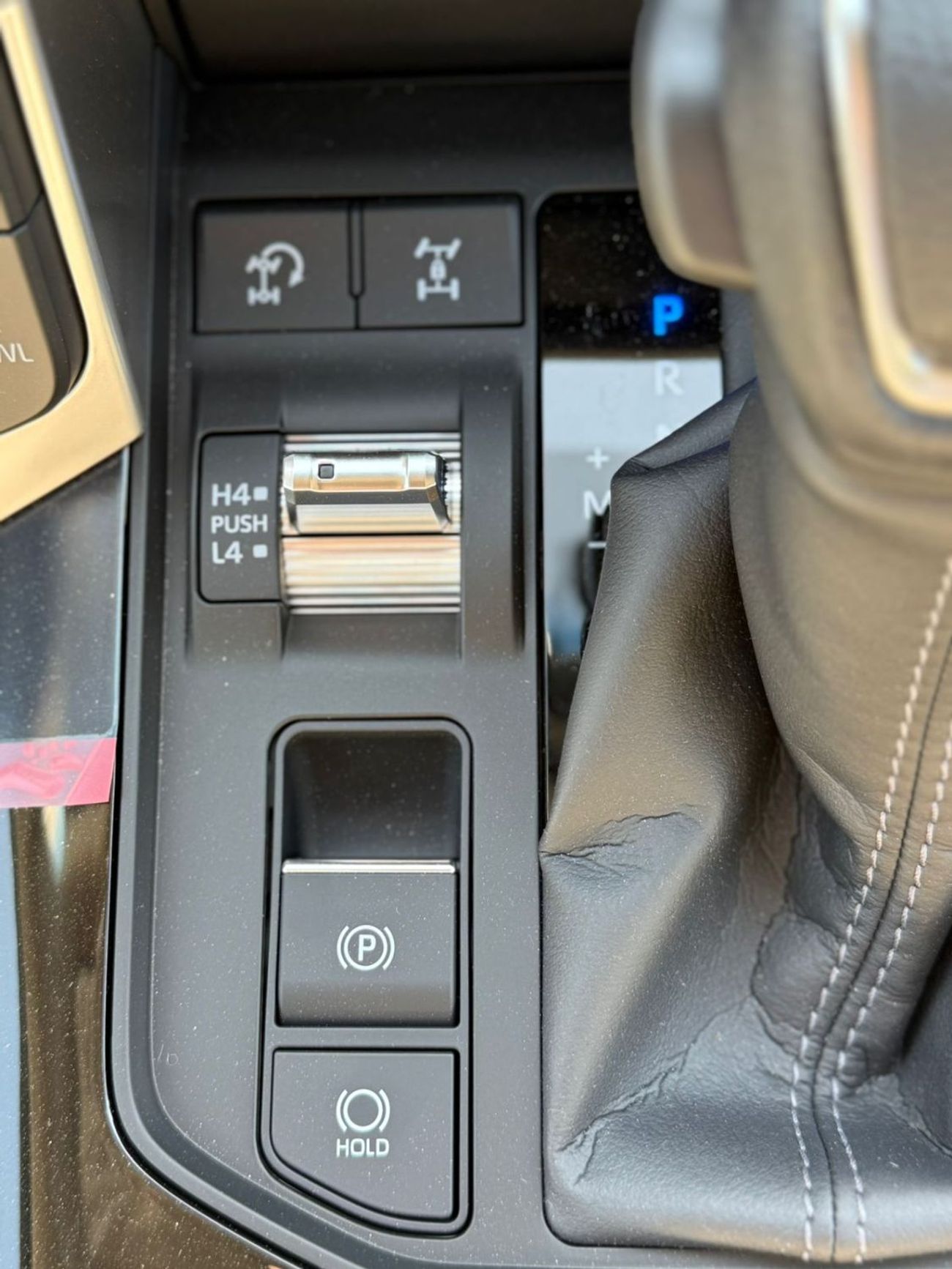 Toyota Land Cruiser GXR 3.5L TWIN TURBO WITHOUT SUNROOF 2025 MODEL