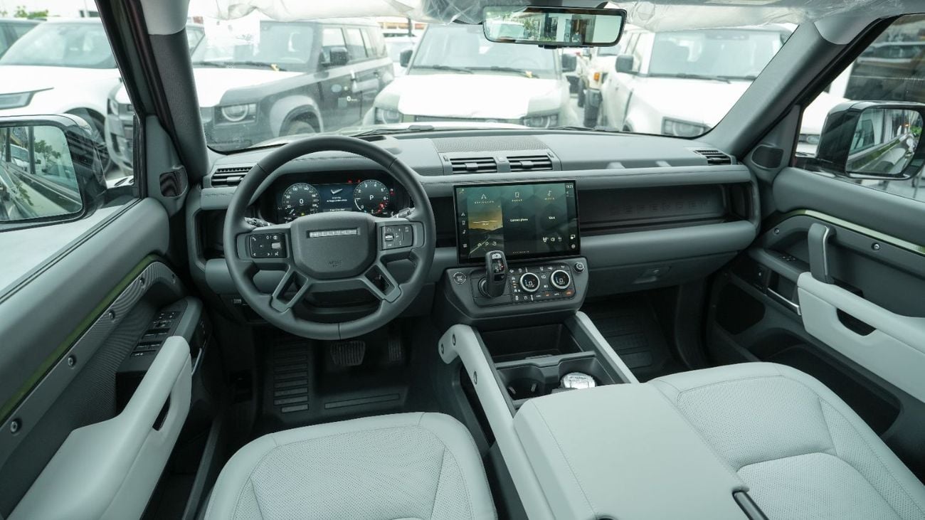 Land Rover Defender P400 X-Dynamic HSE Woolstone Green 2026MY Export Only